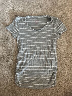 Isabel Maternity by Ingrid & Isabel Gray and White Striped V-Neck Tee